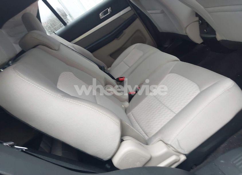 Photo 8 of 2018 Ford Explorer (VIN 1FM5K7B84JGB51519)