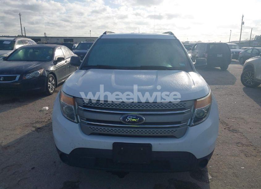 Photo 6 of 2014 Ford Explorer (VIN 1FM5K7B85EGB09320)