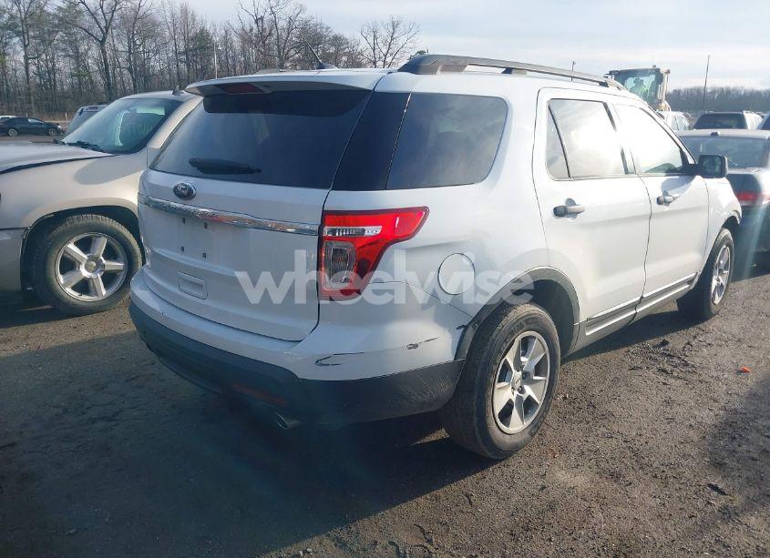 Photo 4 of 2014 Ford Explorer (VIN 1FM5K7B85EGC45320)