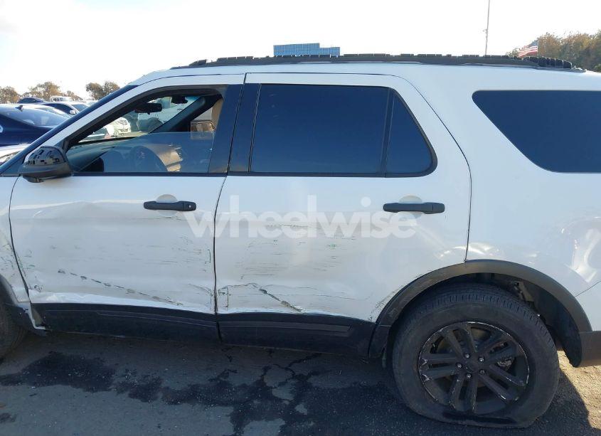 Photo 14 of 2017 Ford Explorer (VIN 1FM5K7B85HGA43355)