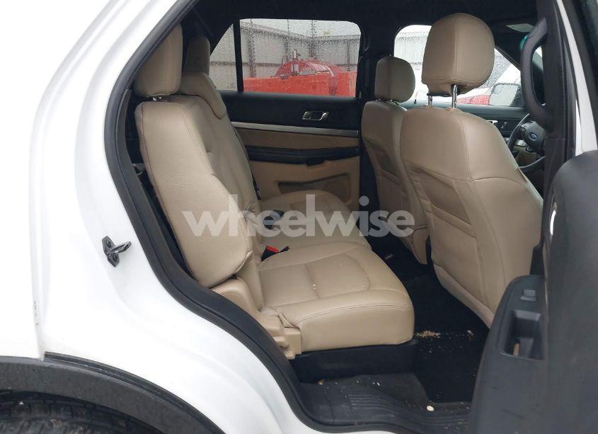 Photo 8 of 2017 Ford Explorer (VIN 1FM5K7B85HGA54923)