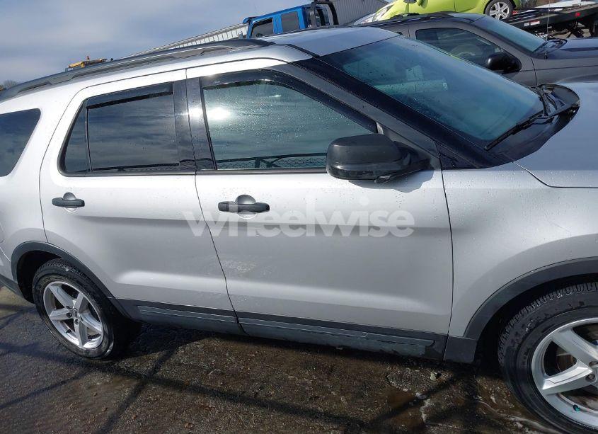 Photo 13 of 2018 Ford Explorer (VIN 1FM5K7B85JGB74467)