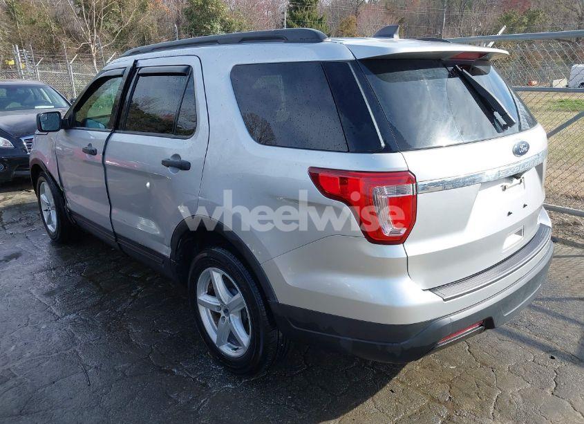 Photo 3 of 2018 Ford Explorer (VIN 1FM5K7B85JGB74467)