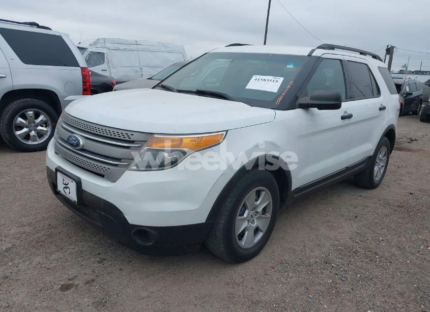 Photo 2 of 2013 Ford Explorer (VIN 1FM5K7B86DGB52787)