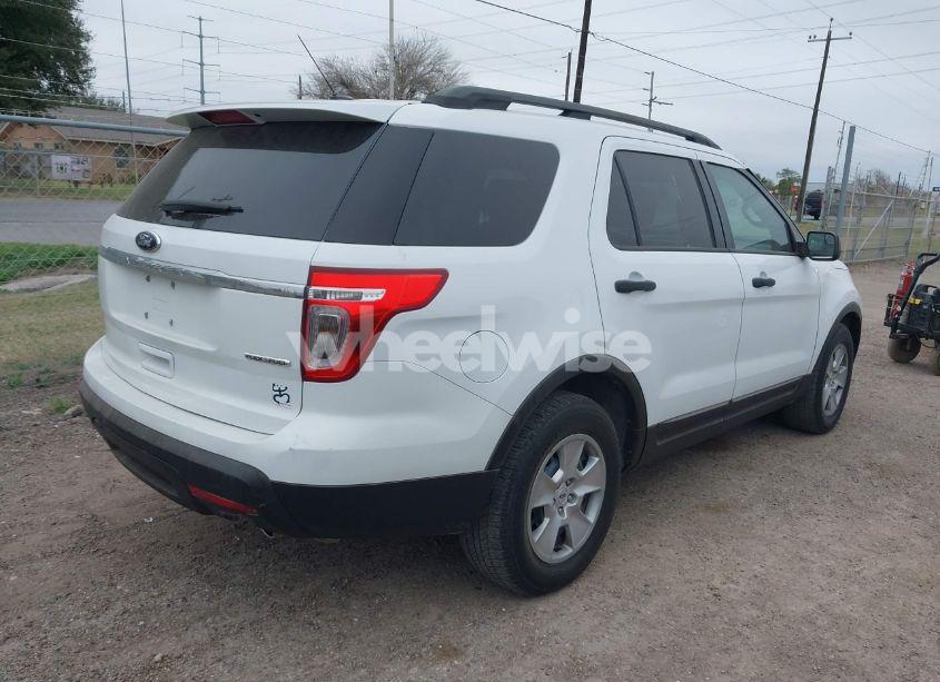 Photo 4 of 2013 Ford Explorer (VIN 1FM5K7B86DGB52787)