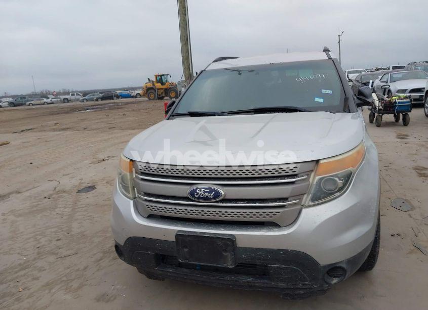 Photo 6 of 2014 Ford Explorer (VIN 1FM5K7B86EGC57556)