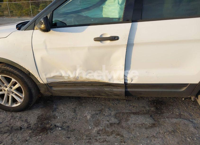 Photo 6 of 2015 Ford Explorer (VIN 1FM5K7B86FGC34778)