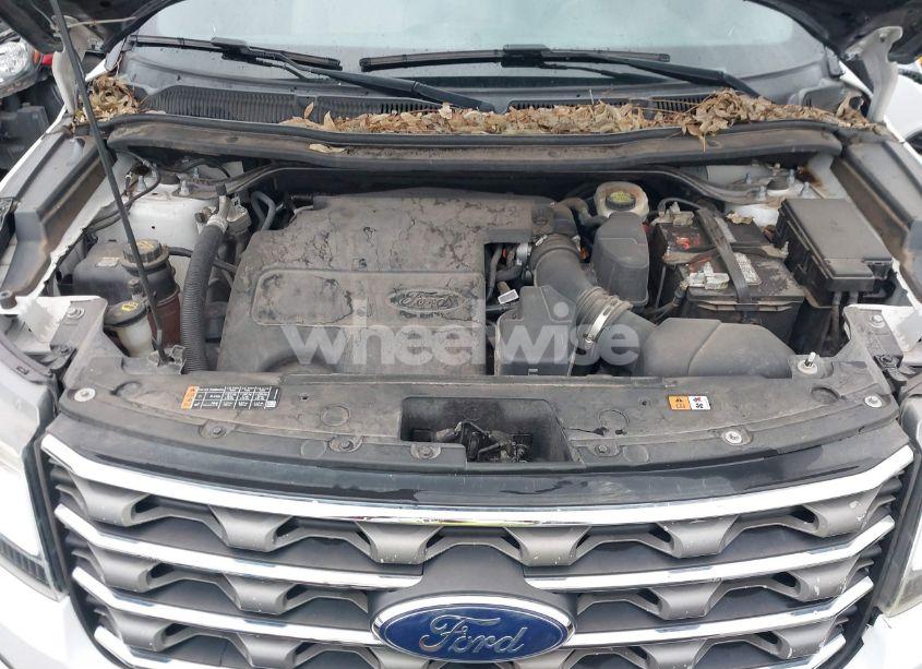 Photo 10 of 2017 Ford Explorer (VIN 1FM5K7B86HGA03169)