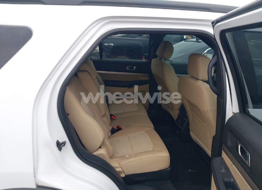 Photo 8 of 2017 Ford Explorer (VIN 1FM5K7B86HGA03169)