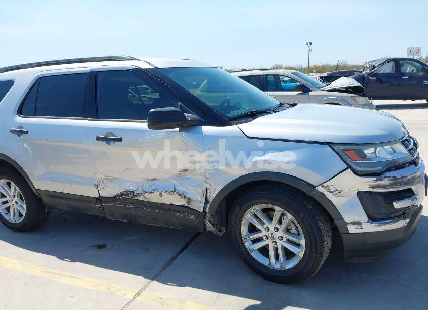 Photo 6 of 2017 Ford Explorer (VIN 1FM5K7B86HGB39382)