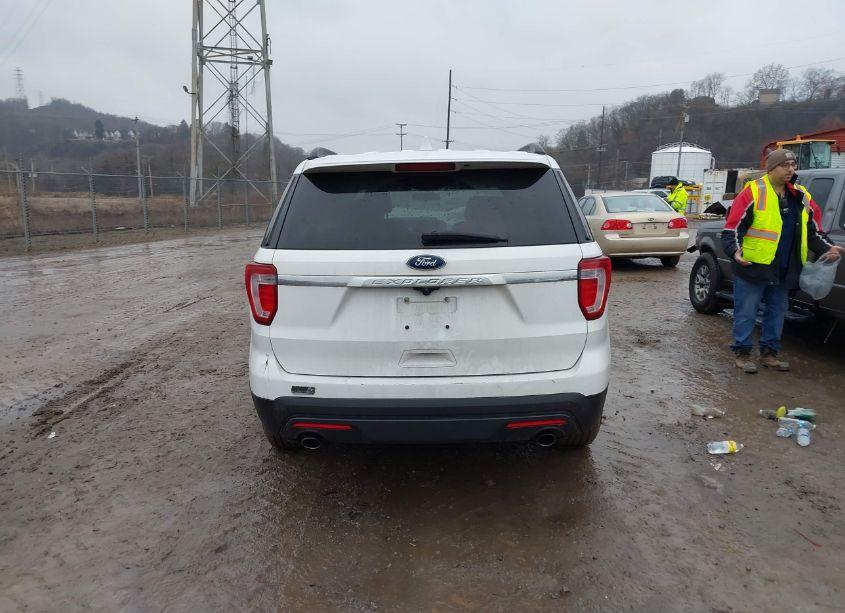 Photo 16 of 2017 Ford Explorer (VIN 1FM5K7B86HGC75625)
