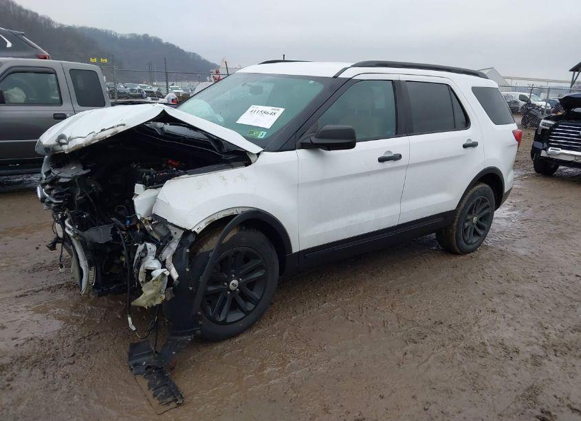 Photo 2 of 2017 Ford Explorer (VIN 1FM5K7B86HGC75625)