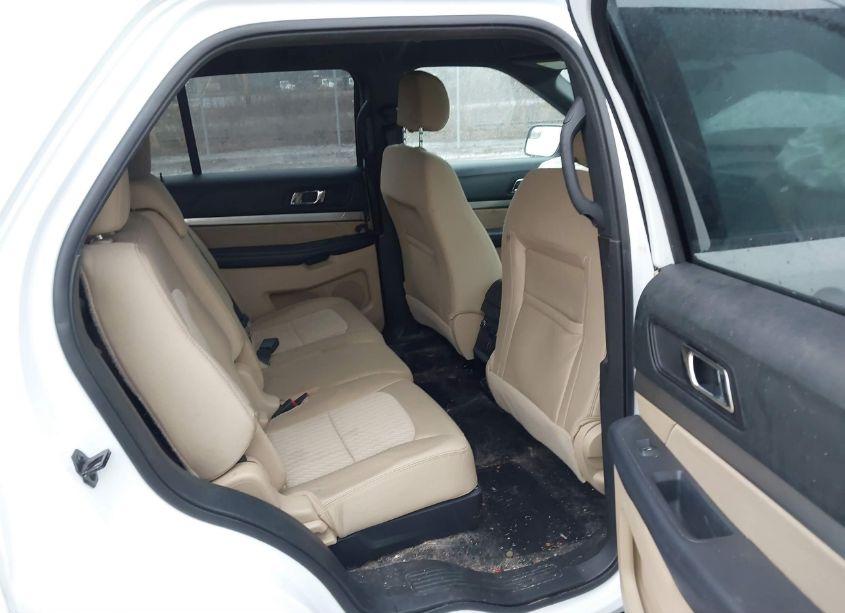 Photo 8 of 2017 Ford Explorer (VIN 1FM5K7B86HGC75625)