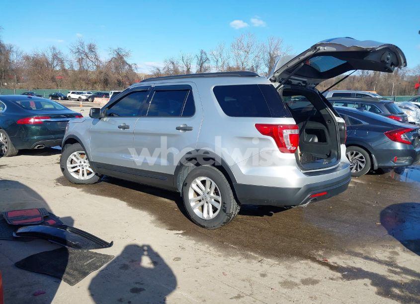 Photo 3 of 2017 Ford Explorer (VIN 1FM5K7B86HGE09064)
