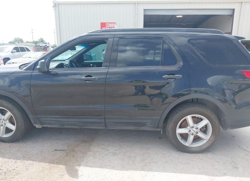 Photo 15 of 2018 Ford Explorer (VIN 1FM5K7B86JGA90707)