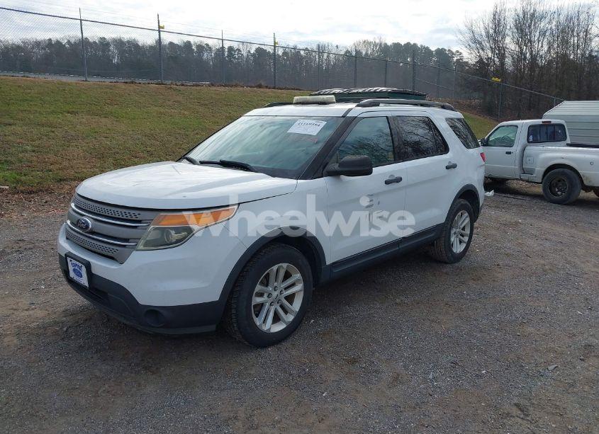 Photo 2 of 2015 Ford Explorer (VIN 1FM5K7B87FGA21967)