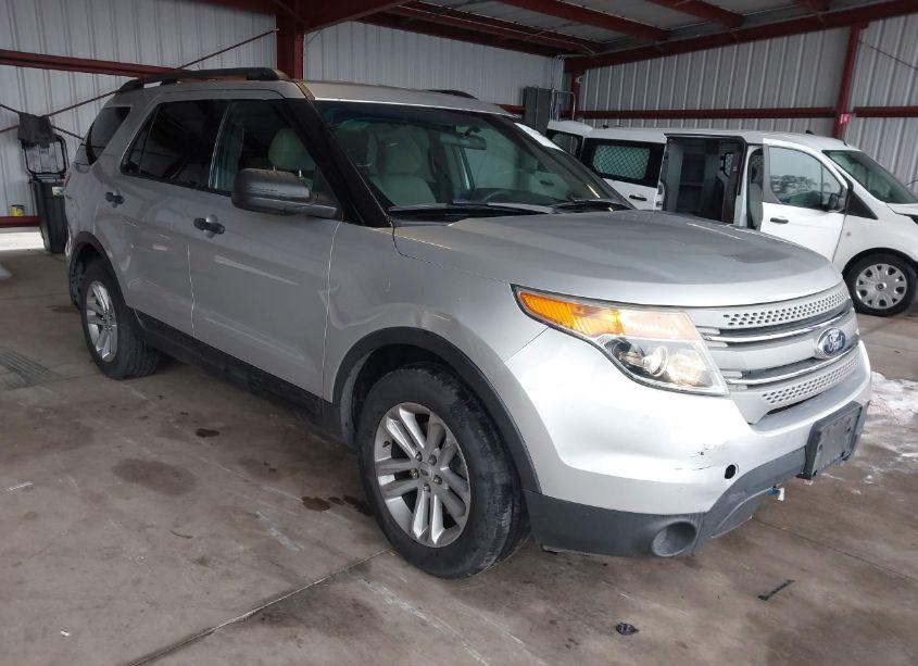 2015 Ford Explorer (VIN 1FM5K7B87FGA41104) main photo