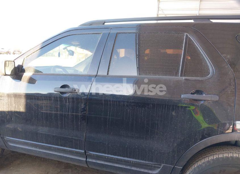 Photo 14 of 2015 Ford Explorer (VIN 1FM5K7B87FGB18229)