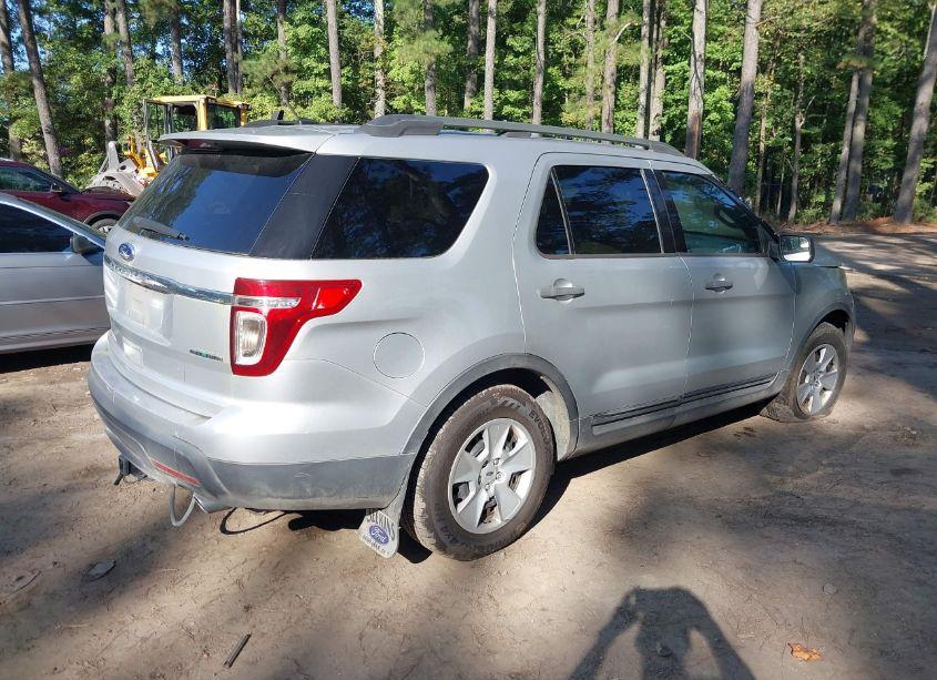 Photo 4 of 2013 Ford Explorer (VIN 1FM5K7B88DGA80152)