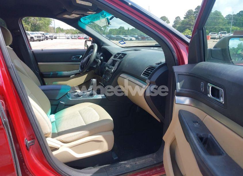 Photo 5 of 2016 Ford Explorer (VIN 1FM5K7B88GGC85636)