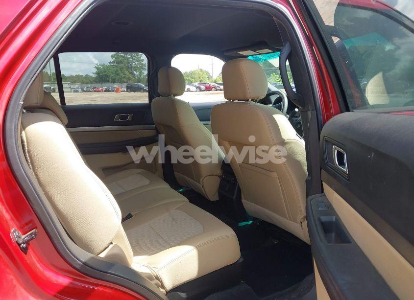 Photo 8 of 2016 Ford Explorer (VIN 1FM5K7B88GGC85636)