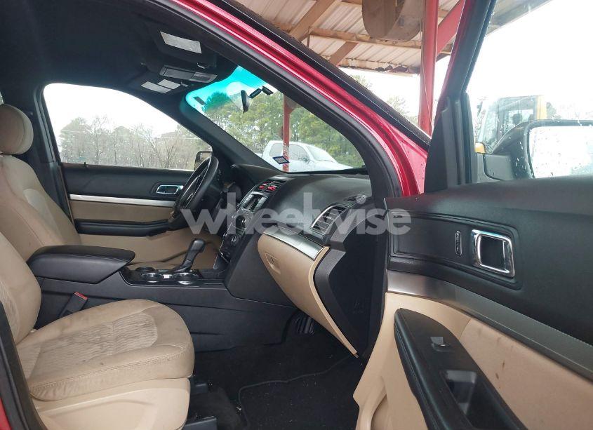 Photo 5 of 2016 Ford Explorer (VIN 1FM5K7B88GGD26606)