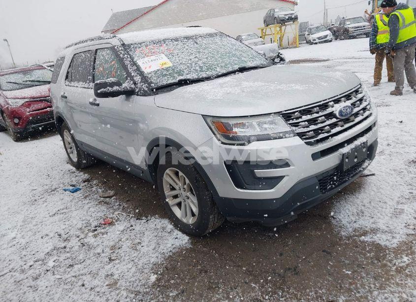 2017 Ford Explorer (VIN 1FM5K7B88HGB16637) main photo