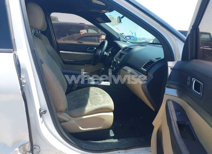Photo 5 of 2017 Ford Explorer (VIN 1FM5K7B88HGB78443)