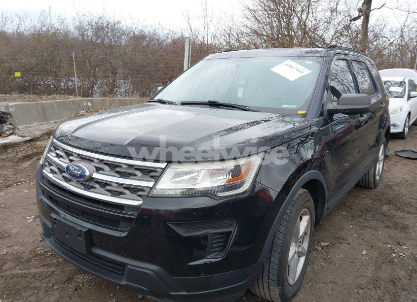Photo 2 of 2018 Ford Explorer (VIN 1FM5K7B88JGC40199)
