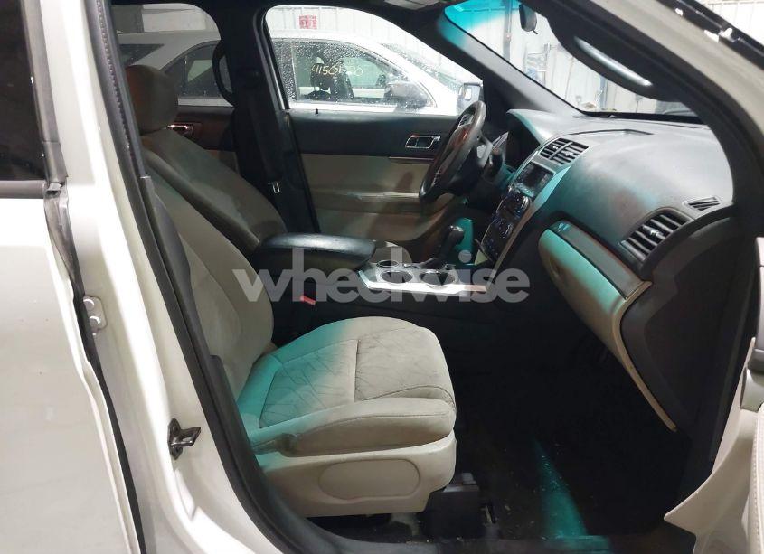 Photo 5 of 2013 Ford Explorer (VIN 1FM5K7B89DGA17769)