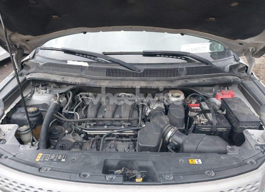 Photo 10 of 2013 Ford Explorer (VIN 1FM5K7B89DGA41571)