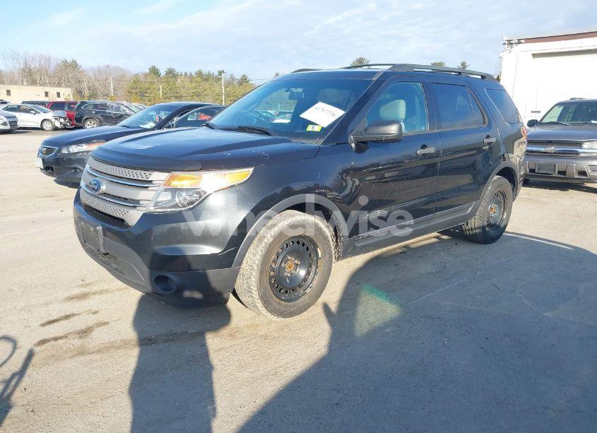 Photo 2 of 2013 Ford Explorer (VIN 1FM5K7B89DGA91158)