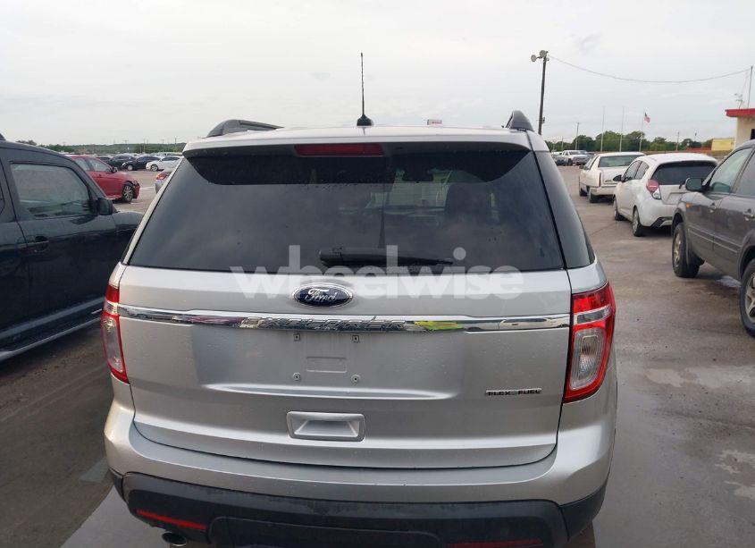 Photo 16 of 2014 Ford Explorer (VIN 1FM5K7B89EGB18148)