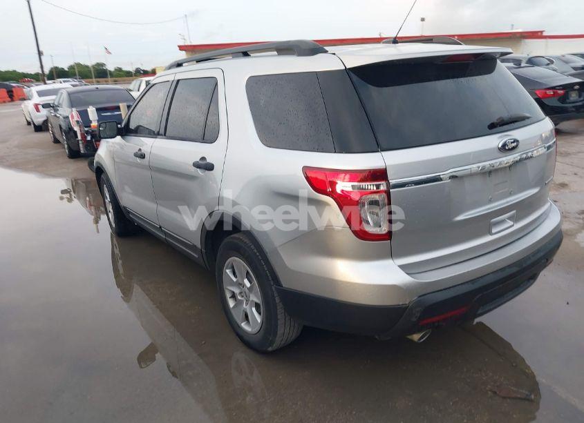 Photo 3 of 2014 Ford Explorer (VIN 1FM5K7B89EGB18148)