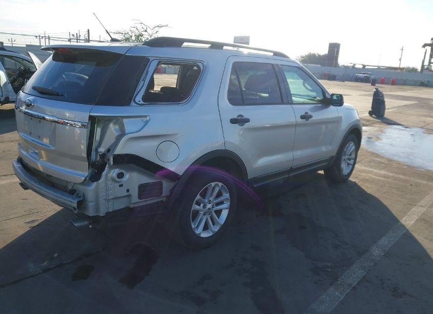 Photo 4 of 2015 Ford Explorer (VIN 1FM5K7B89FGB11864)