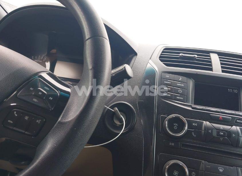 Photo 11 of 2017 Ford Explorer (VIN 1FM5K7B89HGD98545)