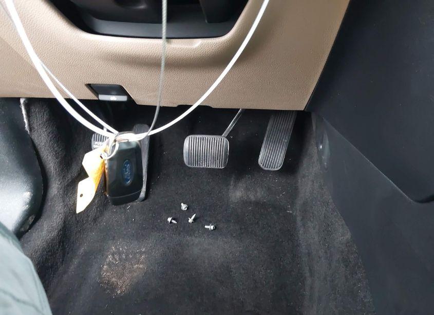 Photo 11 of 2017 Ford Explorer (VIN 1FM5K7B89HGE10564)