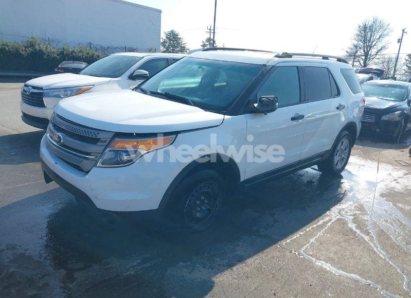 Photo 2 of 2013 Ford Explorer (VIN 1FM5K7B8XDGC28219)