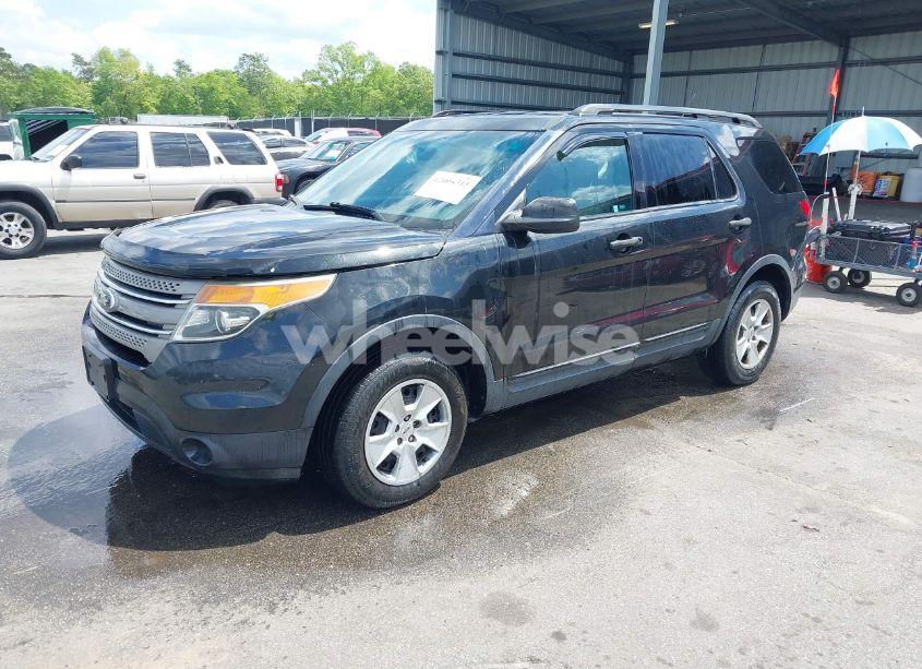 Photo 2 of 2014 Ford Explorer (VIN 1FM5K7B8XEGA41628)