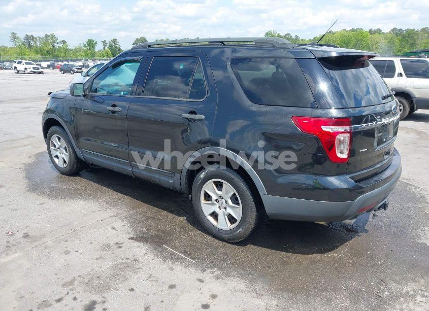 Photo 3 of 2014 Ford Explorer (VIN 1FM5K7B8XEGA41628)