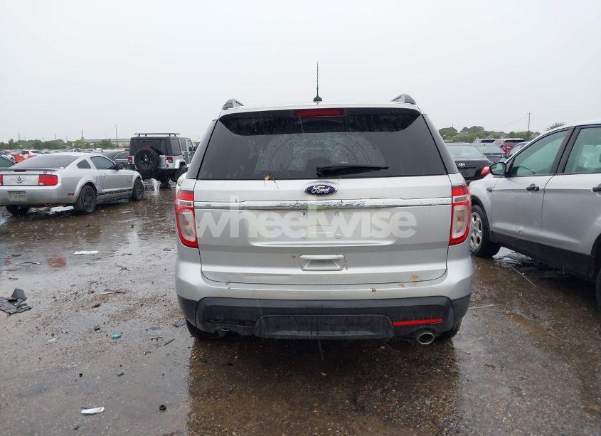 Photo 16 of 2014 Ford Explorer (VIN 1FM5K7B8XEGA47414)