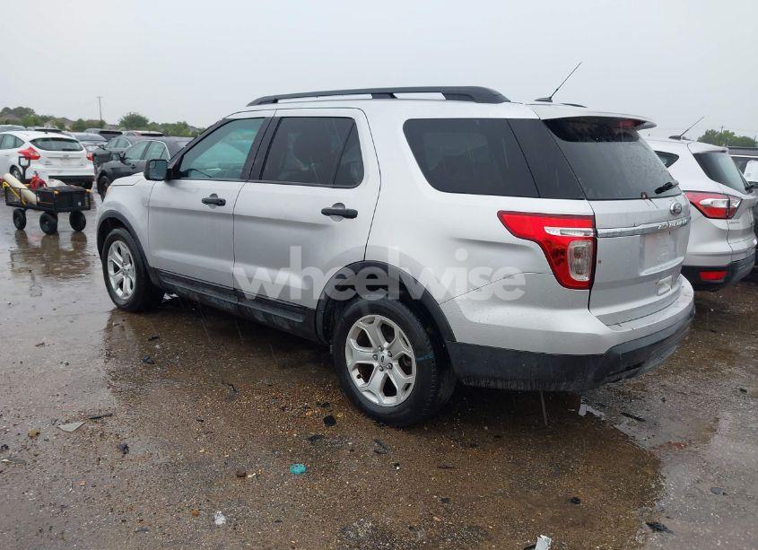 Photo 3 of 2014 Ford Explorer (VIN 1FM5K7B8XEGA47414)