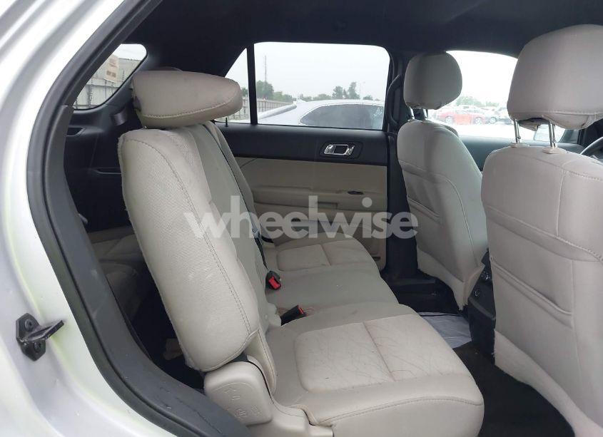 Photo 8 of 2014 Ford Explorer (VIN 1FM5K7B8XEGA47414)