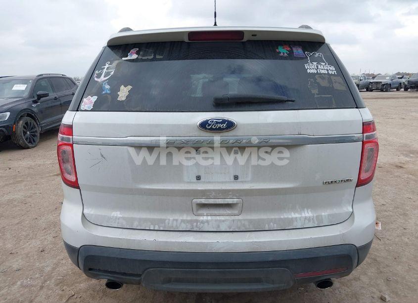 Photo 16 of 2014 Ford Explorer (VIN 1FM5K7B8XEGB94851)
