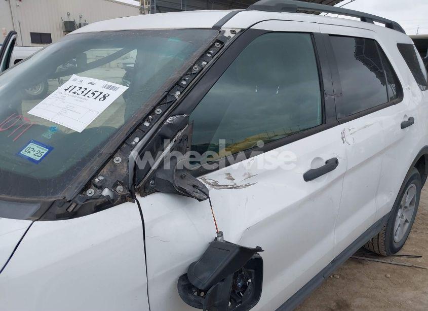 Photo 6 of 2014 Ford Explorer (VIN 1FM5K7B8XEGB94851)