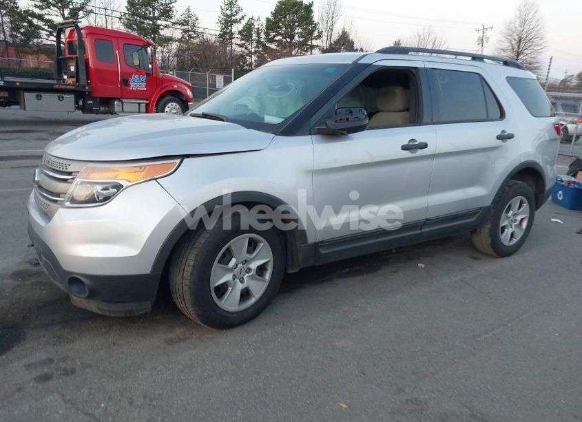 Photo 2 of 2014 Ford Explorer (VIN 1FM5K7B8XEGC09459)