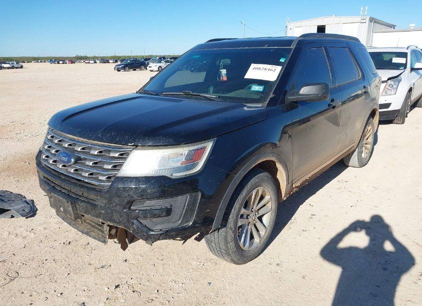 Photo 2 of 2017 Ford Explorer (VIN 1FM5K7B8XHGB16655)