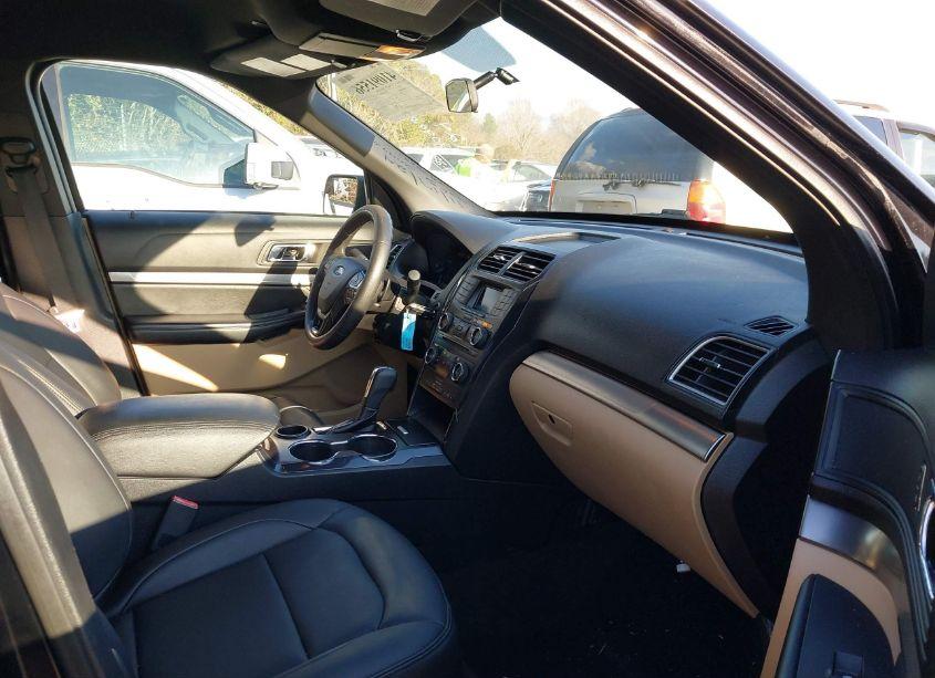 Photo 5 of 2017 Ford Explorer (VIN 1FM5K7B8XHGD48804)