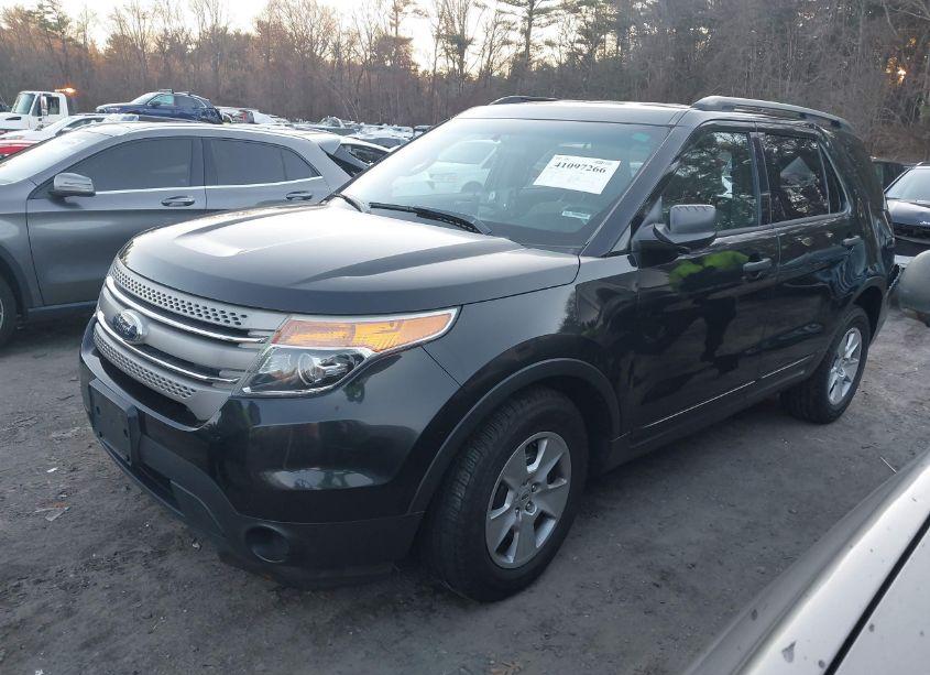 Photo 2 of 2013 Ford Explorer (VIN 1FM5K7B90DGC83240)