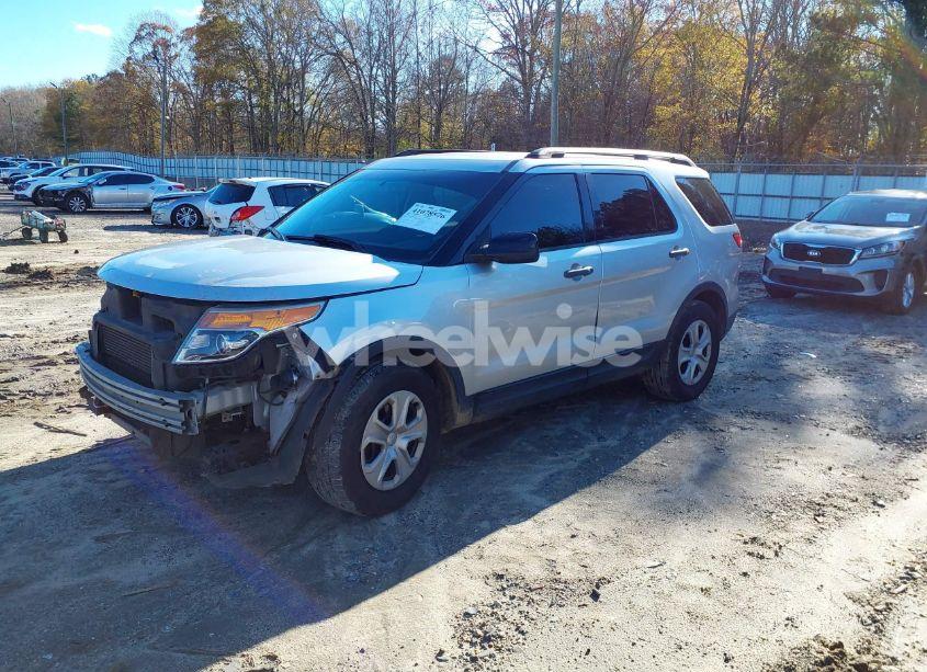 Photo 2 of 2013 Ford Explorer (VIN 1FM5K7B94DGB40095)